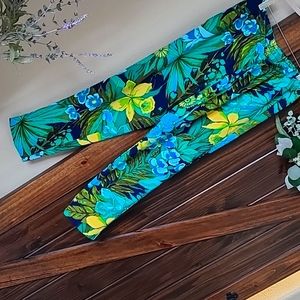 Talbot s Rayon & Linen pants! Adorable and comfy! No iron, flowy fabric.